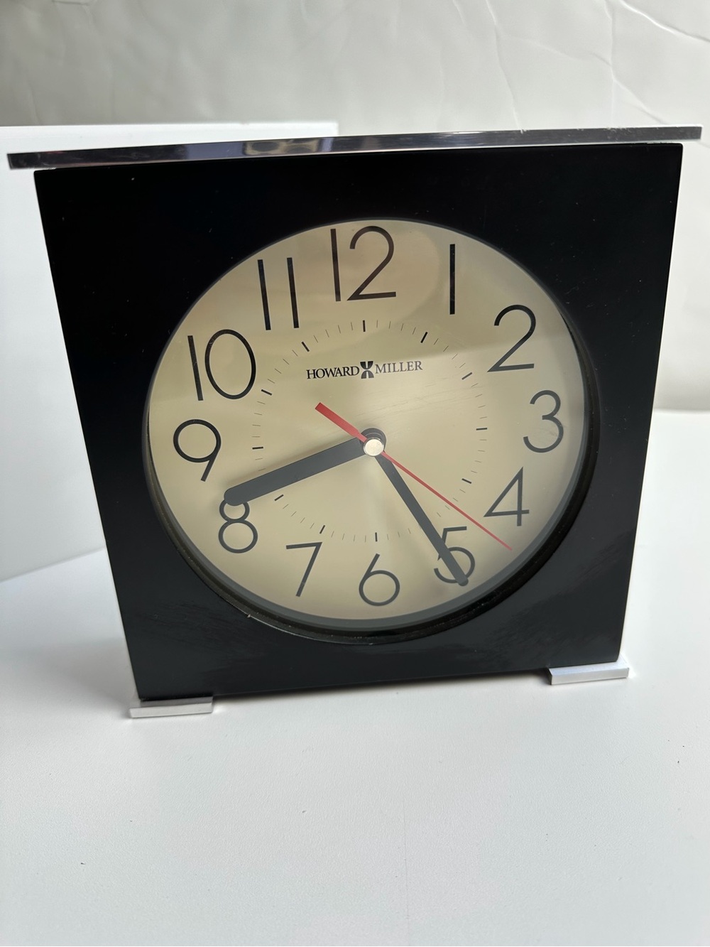 Howard Miller Maxim Retired Table Clock 645-646 Black & Silver MCM Works!